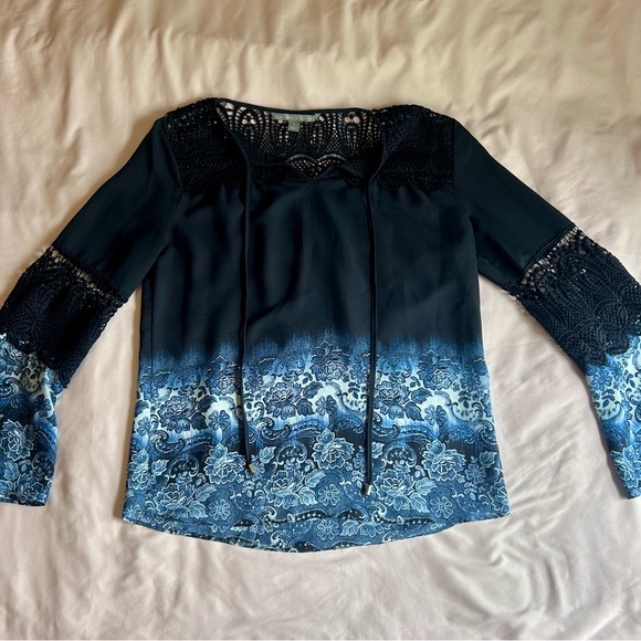 Valerie Stevens Tops - Boho Floral Lace Blouse – Size Small